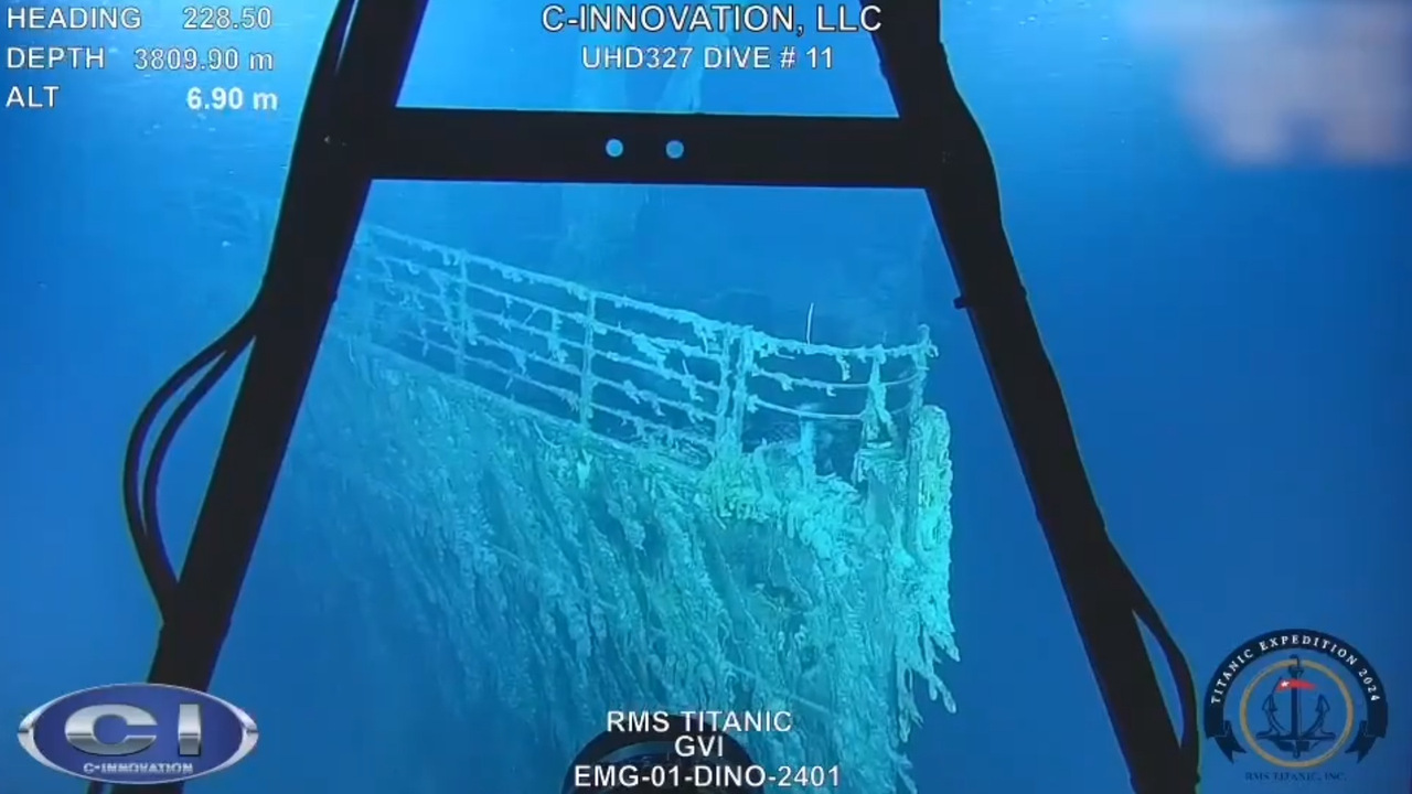 上尉和他心爱的女人, 泰坦尼克号, 冰山图库矢量图©atdigit 213681328, image size:1280x720