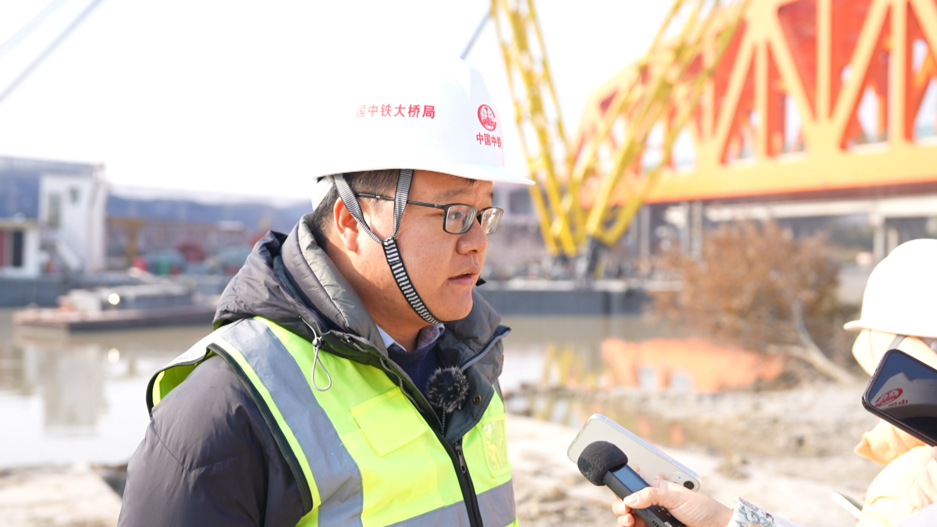 浙北集装箱通道最后一座老桥拆除 今起内河三层集装箱船直达嘉兴港--新蓝网