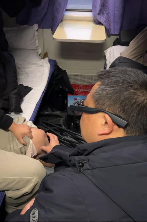 5G+AR远程急救浙江力量助力阿拉尔医院“隔空”守护生命(图1)