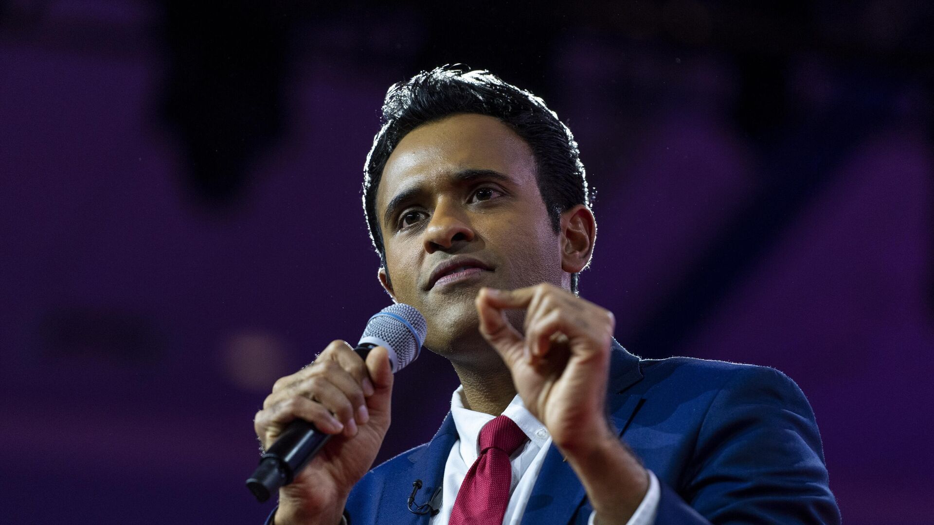 特朗普宣布多项任命，马斯克将领导“政府效率部”--新蓝网