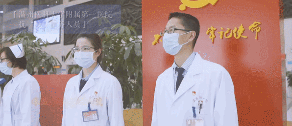 把枯萎的草木激活像温暖的春晖抚摸吹走了疫情的冷漠像和煦的春风吹